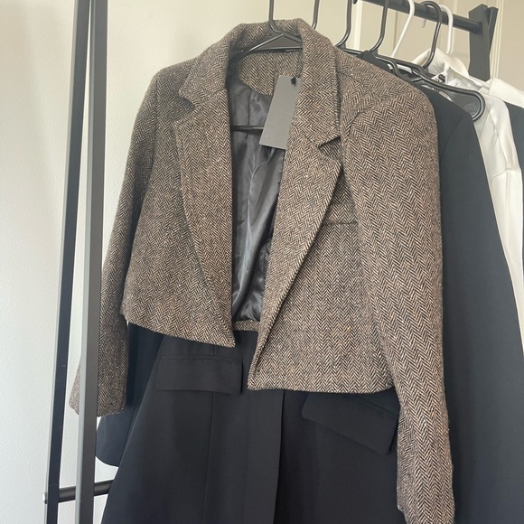 Crop Tweed Blazer - Picture 2 of 2